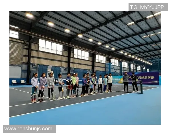 上海网球队逆袭之旅揭秘：从低谷到巅峰的奋斗与荣耀