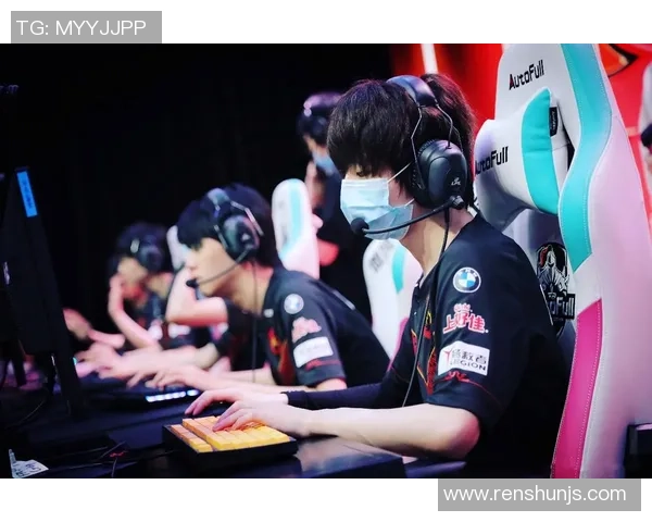 FPX战队实力大变革引发热议王者荣耀新格局的崛起与挑战